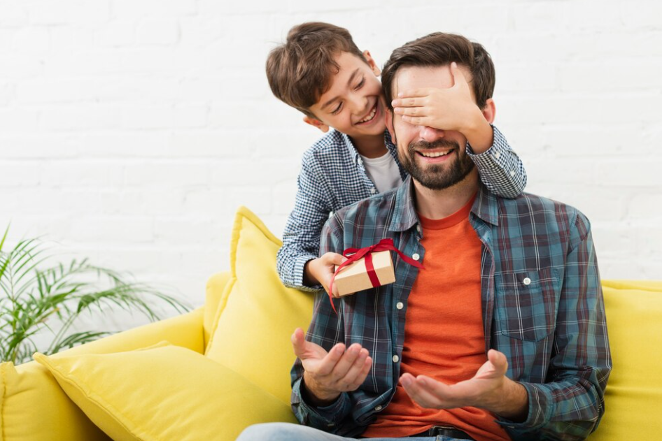 Dime cómo es tu papá y te diré qué joya regalarle por el Día del Padre