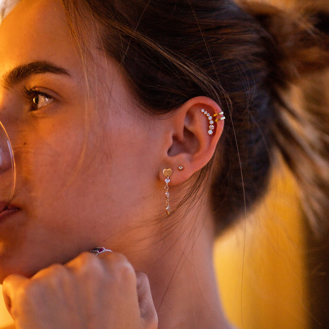 ¿Cómo curar un piercing infectado?