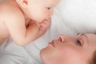 Consejos a la hora de comprar joyas para mamás primerizas