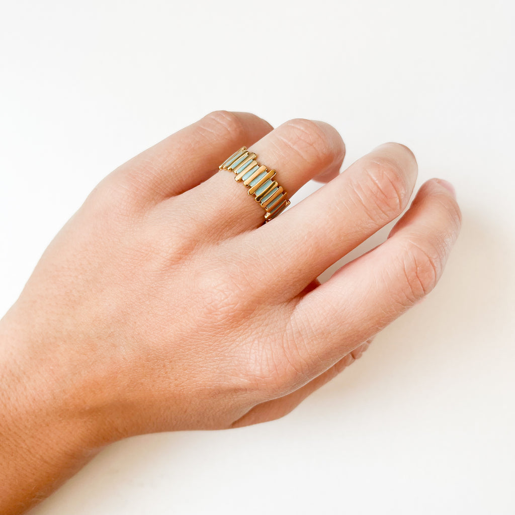 Anillo de Acero Inoxidable con Barras de Nácar