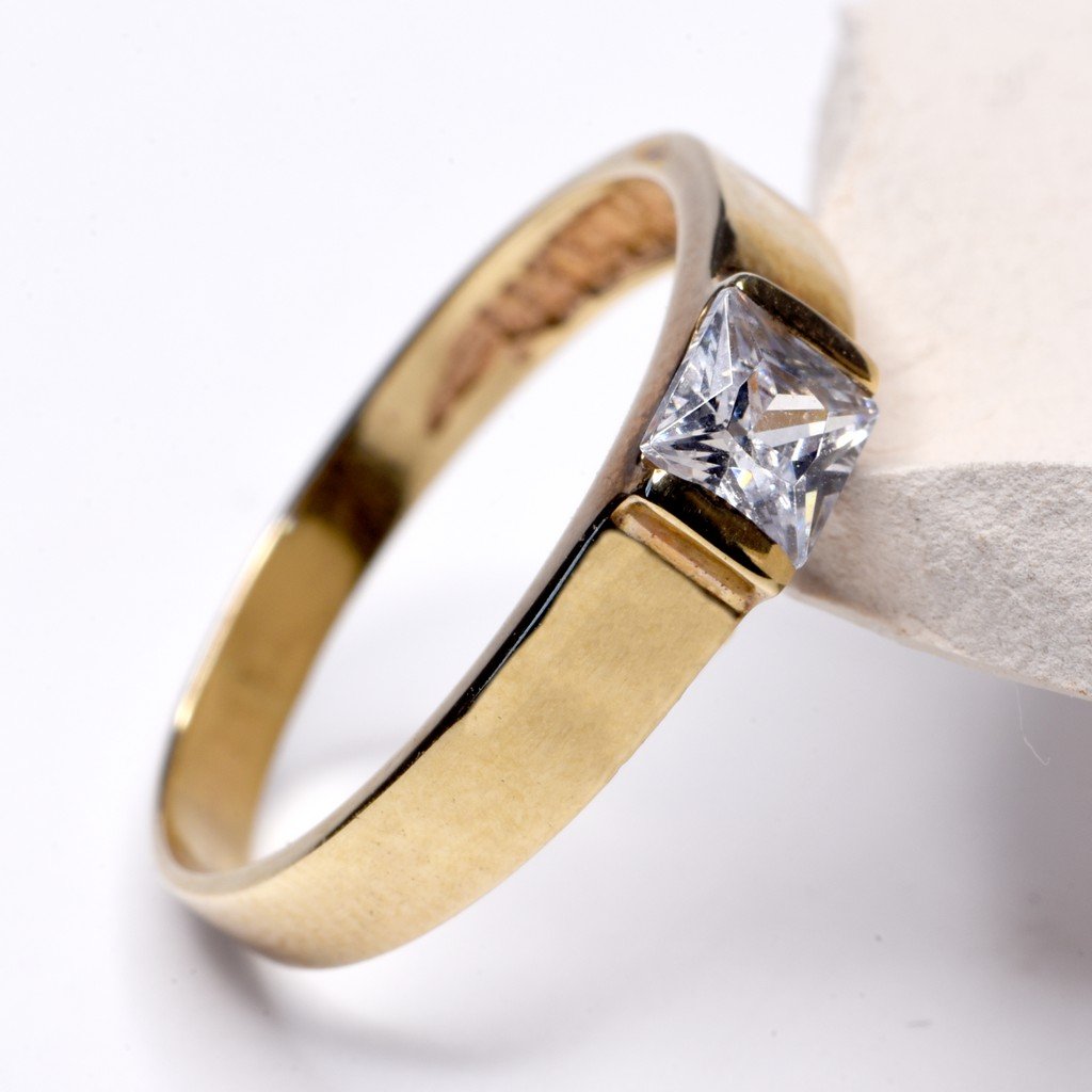 Conjunto Alba Anillo y Pendientes Comunión en Oro Amarillo 9 Kilates