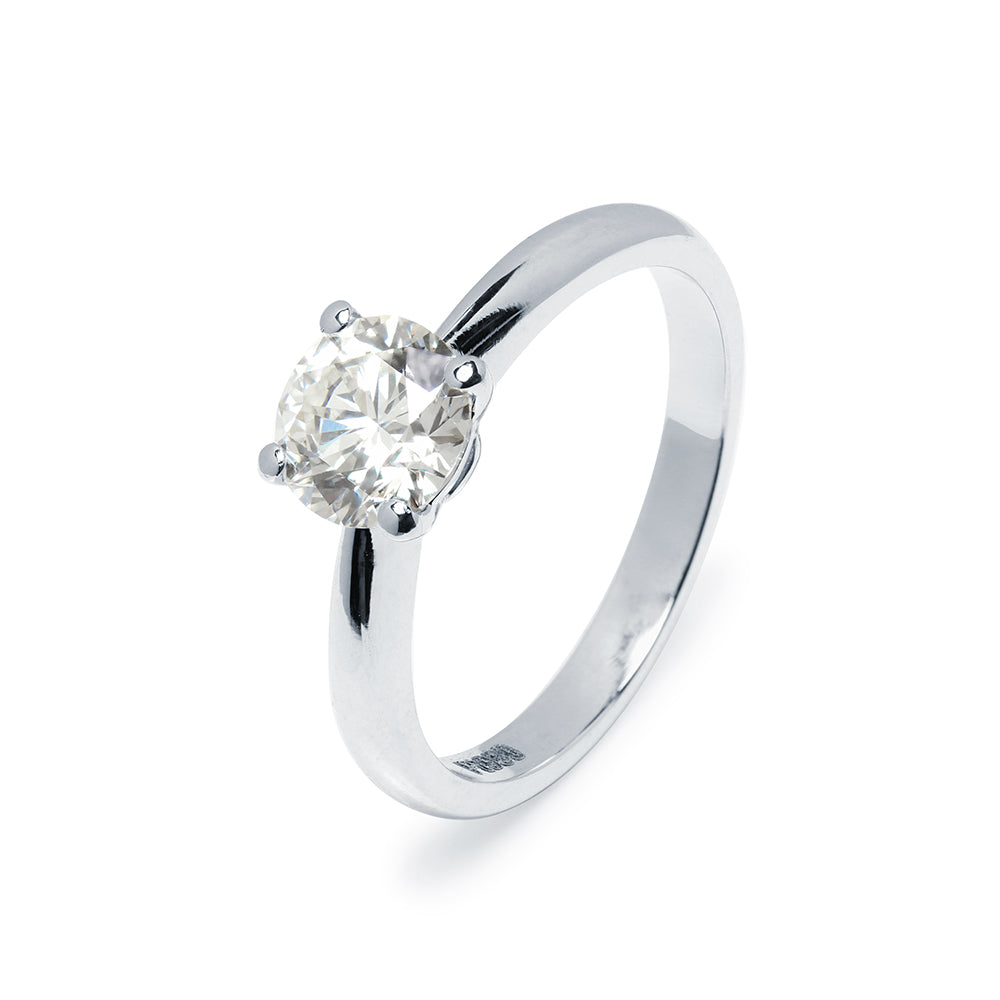 Anillo Solitario de Platino 950 con Diamante