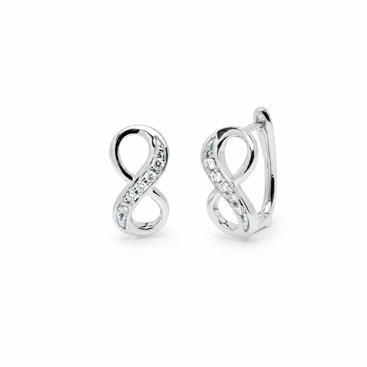 Pendientes Infinito con Diamantes