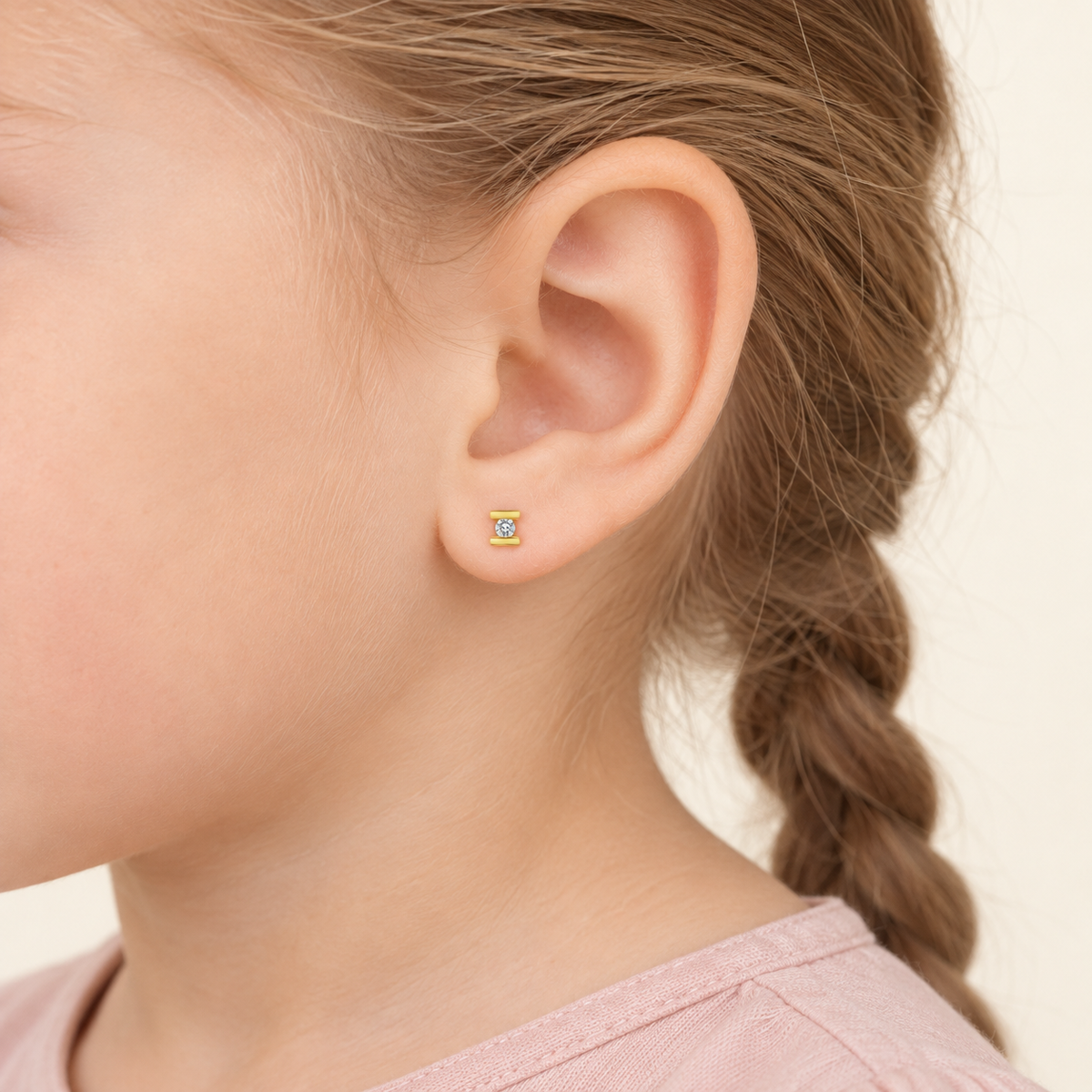 Pendientes Dormilonas de Oro de 9 Quilates con Diamantes