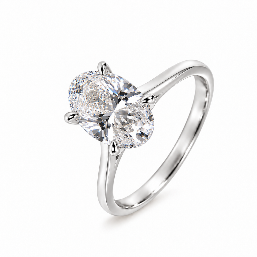 Anillo Solitario con Diamante Oval Creado de 2 Quilates