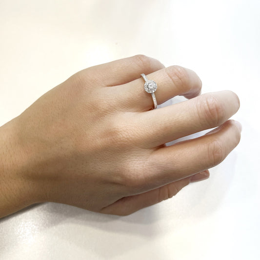 Anillo Cindy Diamantes Creados 0.54 Quilates en Oro Amarillo 9 Kilates