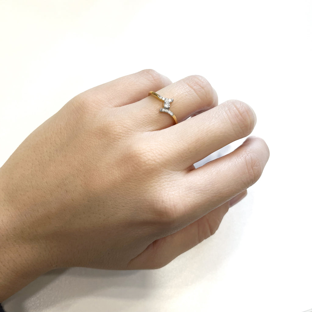 Anillo con Diamantes Creados en Vermeil