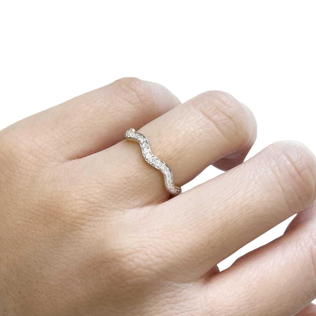 Anillo Ondas con Diamantes Creados en Vermeil