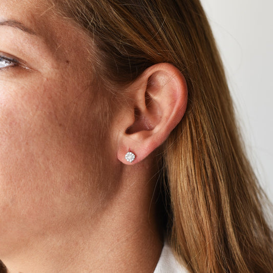 Pendientes Circulares Carmen con Diamantes Creados de 0,47 Quilates en Oro Blanco