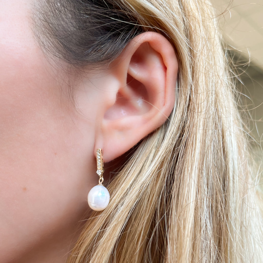 Pendientes de Oro de 9 Quilates con Diamantes y Perla
