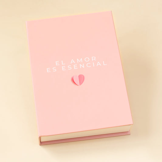 Caja Libro: El Amor es Esencial