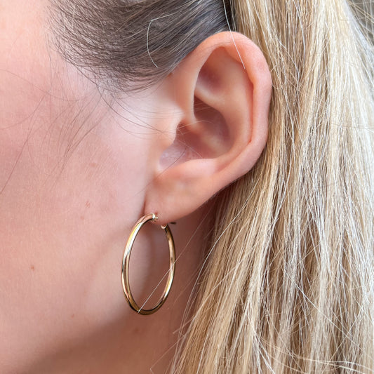 Aros Tubo Lisos 30x2 mm en Oro Amarillo 9 Kilates
