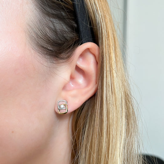Pendientes 2 Cuadrados con Circonita en Oro Bicolor 9 Kilates