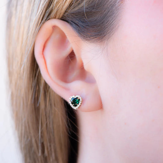 Conjunto Bella de Pendientes y Colgante en Oro Amarillo de 9 Kilates