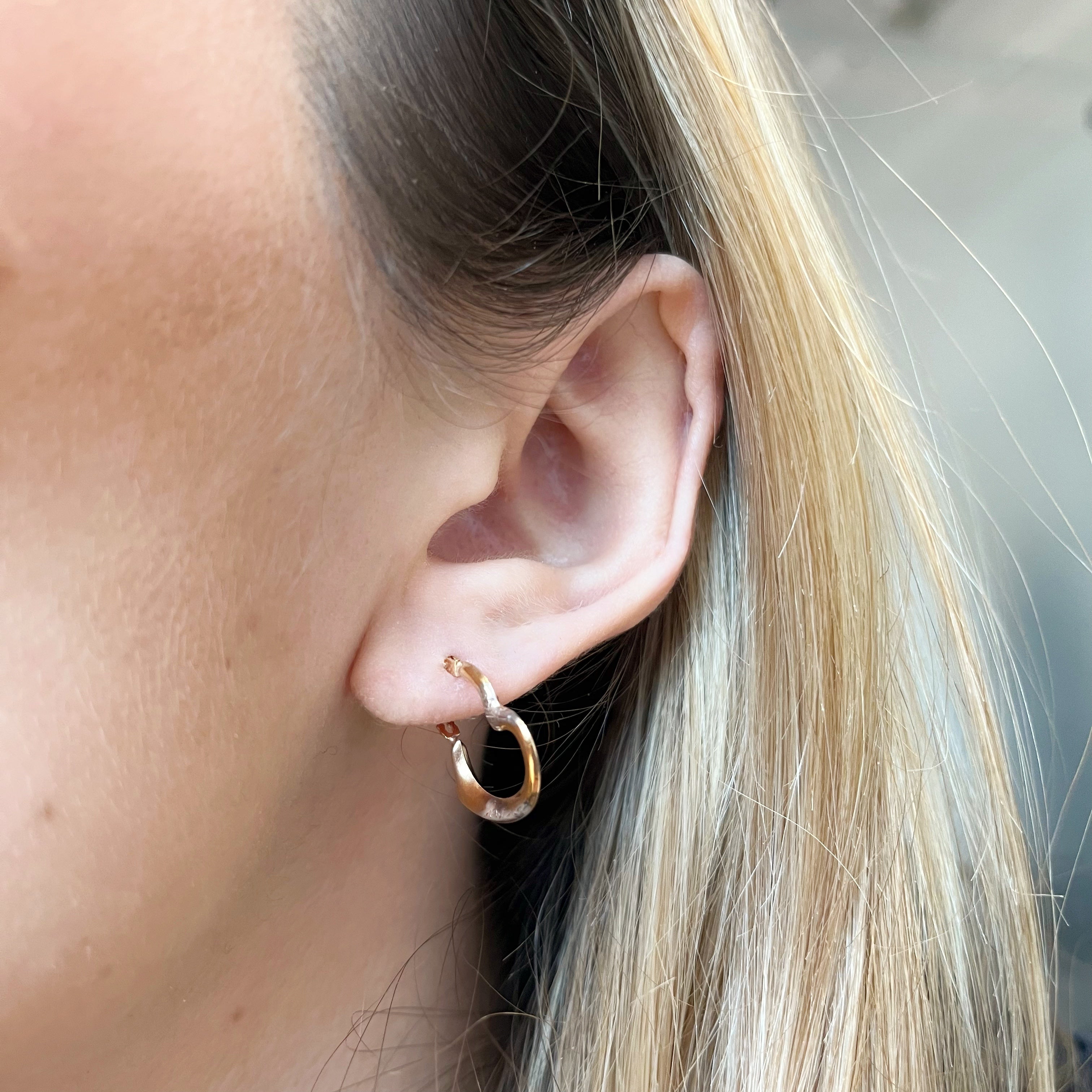 Pendientes Criolla Corazón Diamantes de Oro de 9 Quilates