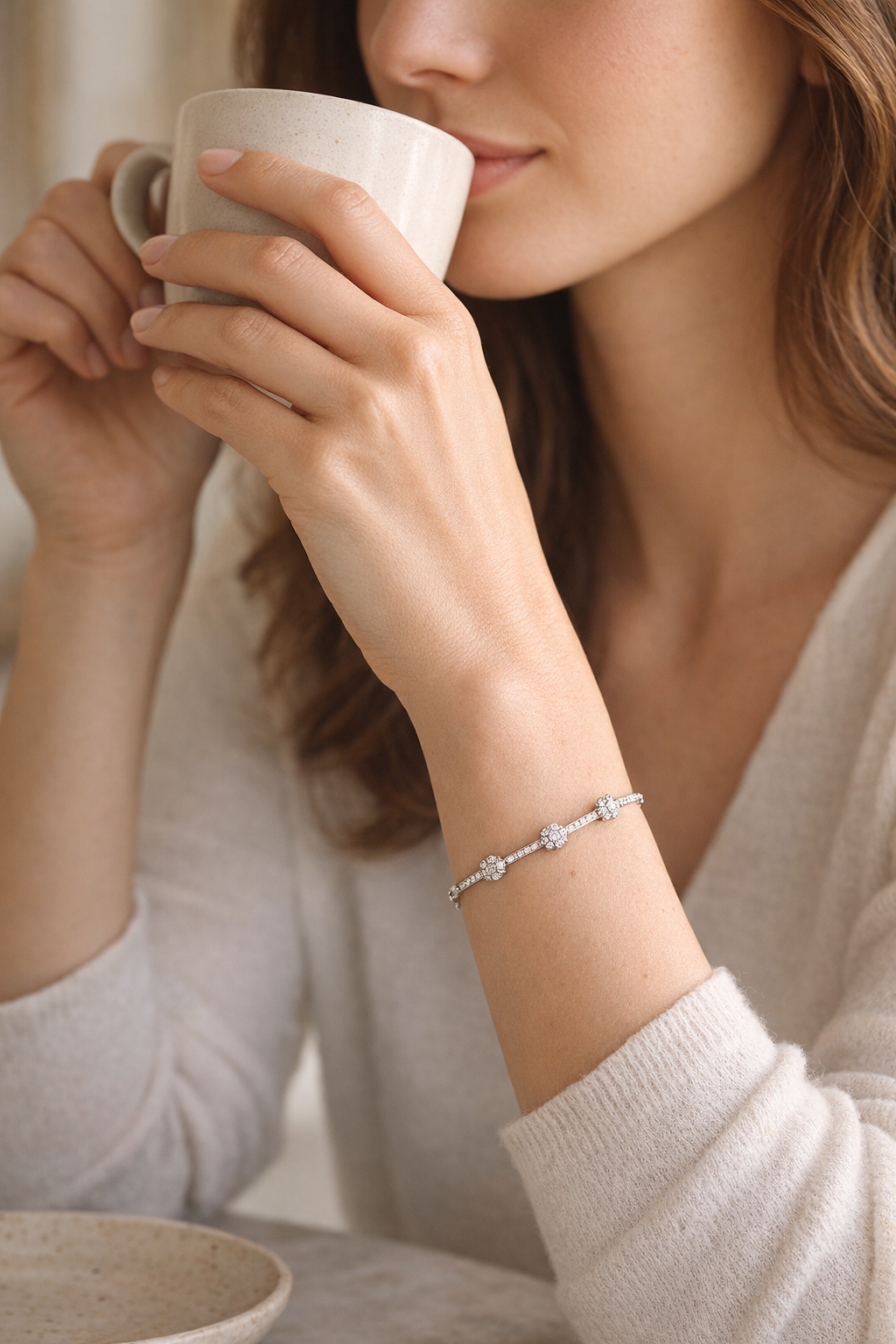 Pulsera de Plata de Ley 925 con Moissanita Grande, foto de ambiente