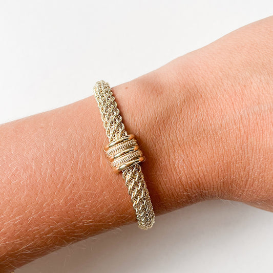 Pulsera Semirrígida Ancha en Oro Amarillo 9 Kilates