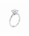 Anillo Solitario de Plata de Ley 925 con Moissanita 2 ct con grabado personalizado