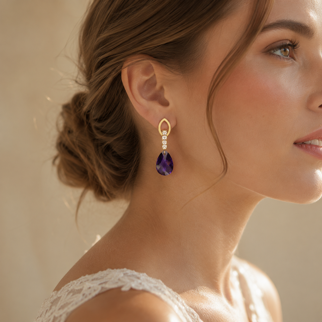 Pendientes de Oro de 9 Quilates con Circonitas y Amatista