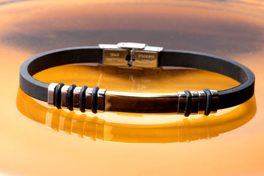 Pulsera Casanova Matteo 23cmx6mm en Acero y Cuero Negro