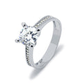 Anillo Solitario de Circonitas en Oro Blanco de 9 Quilates