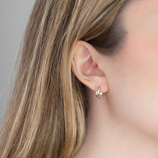 Pendientes Bandas Lisas con Circonitas en Oro Amarillo 18 Kilates
